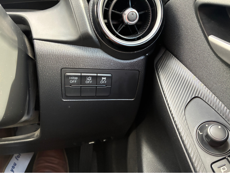 2017 Mazda Demio - image 17