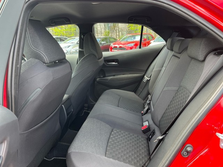 2024 Toyota Corolla - image 7