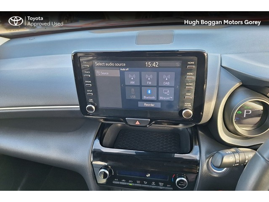 2023 Toyota Yaris Cross - image 12