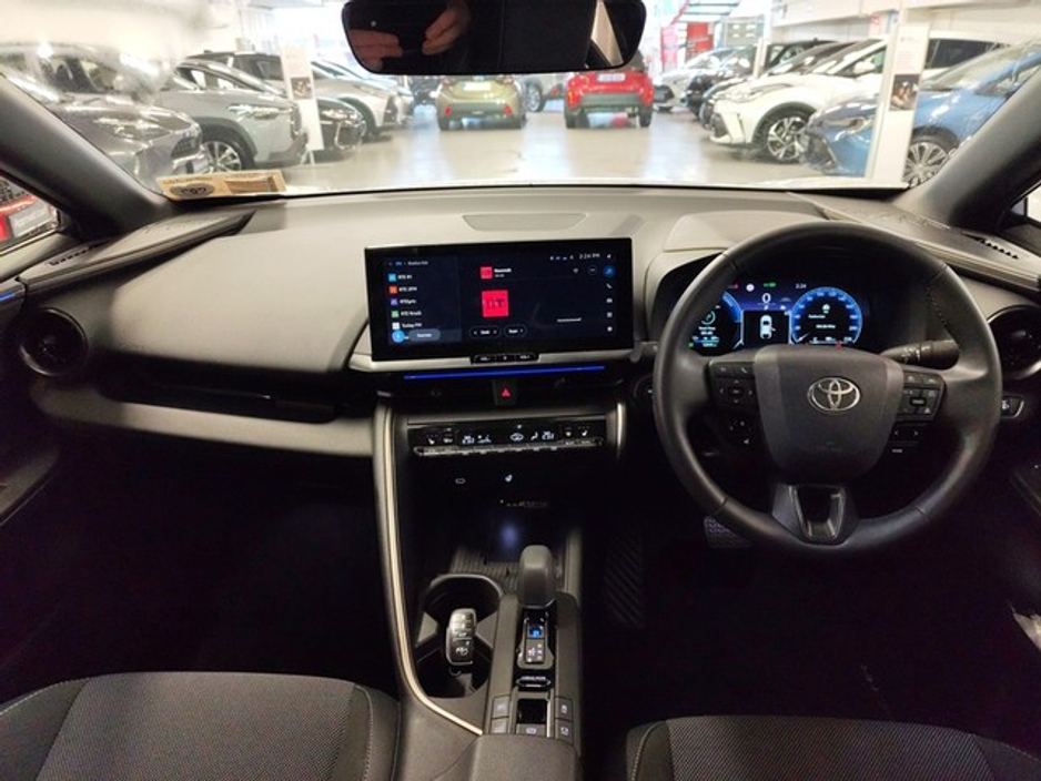 2025 Toyota C-HR PHEV SOL €45,750