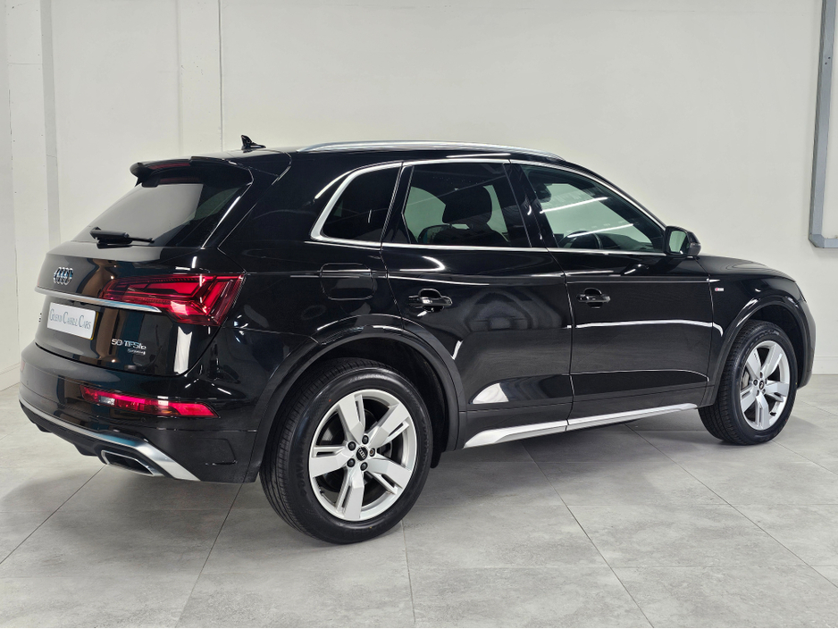 2022 Audi Q5 S LINE 50 TFSI PHEV Quattro €43,900