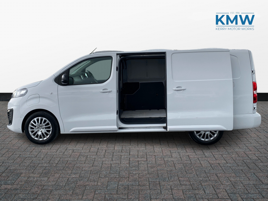 2023 Opel Vivaro - image 4