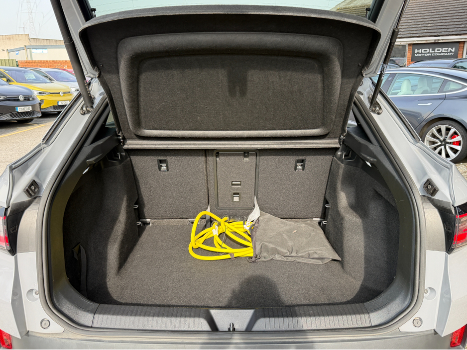 2023 Volkswagen ID.5 - image 22