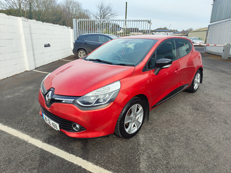 2016 Renault Clio - image 4