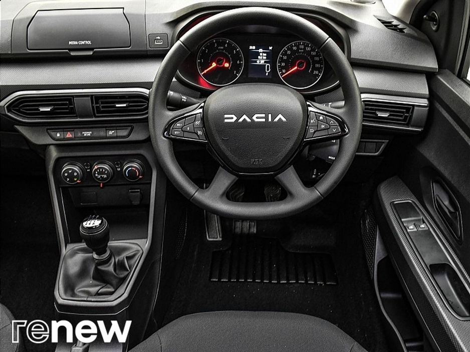 2023 Dacia Sandero - image 17