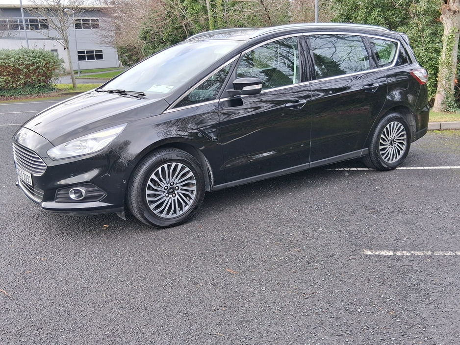 2020 Ford S-Max  €25,999