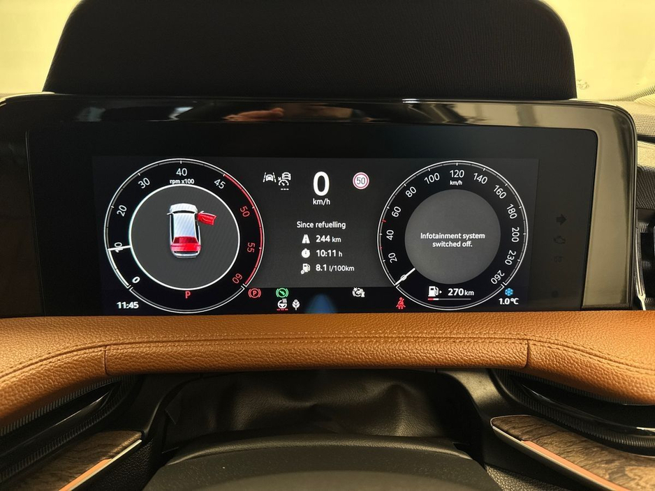 2025 Skoda Superb - image 14