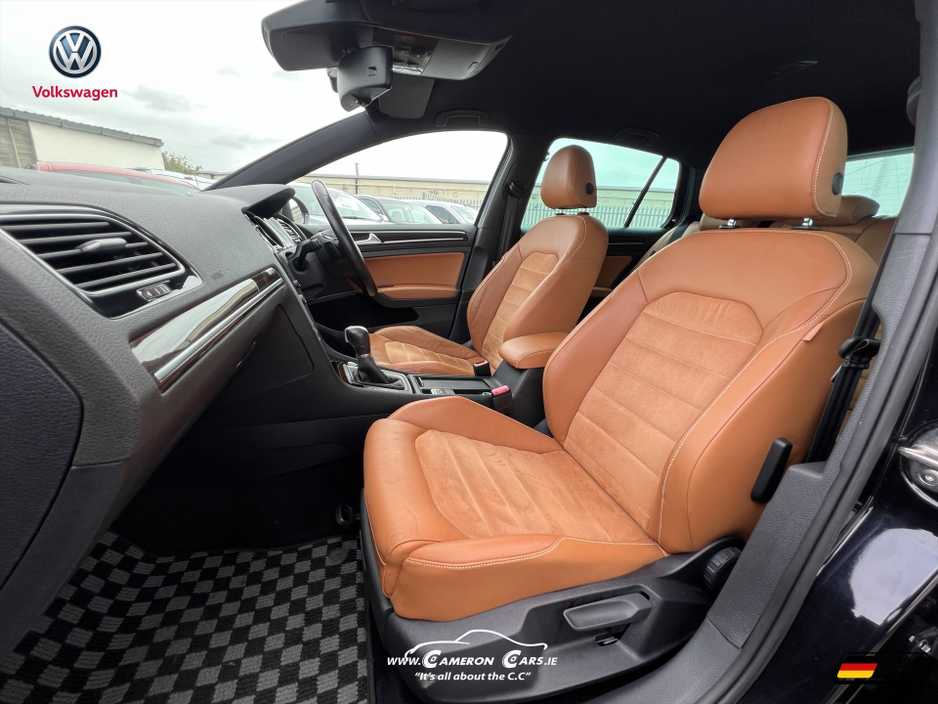 2014 Volkswagen Golf - image 14