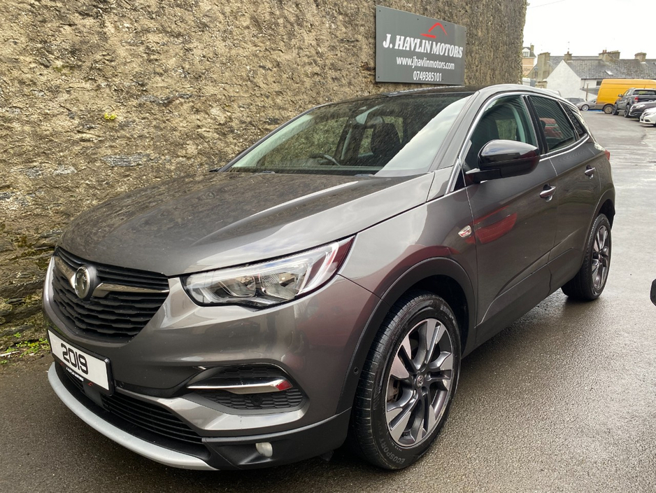 2019 Vauxhall Grandland X - image 5