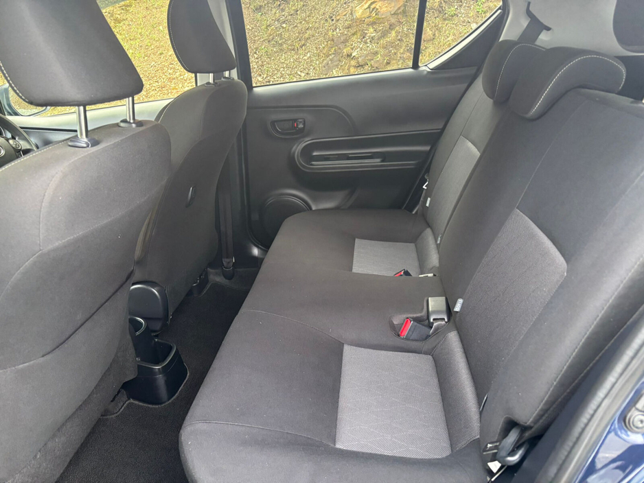 2020 Toyota Aqua Hybrid Luxury €13,950