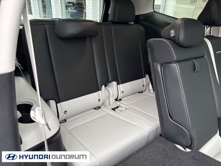 2025 Hyundai Ioniq 9 - image 6