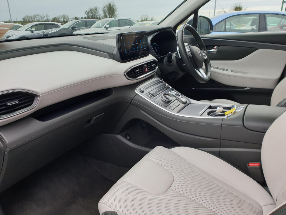 2022 Hyundai Santa Fe PHEV 5DR AUTO €42,950