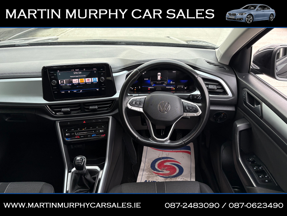 2023 Volkswagen T-Roc - image 12