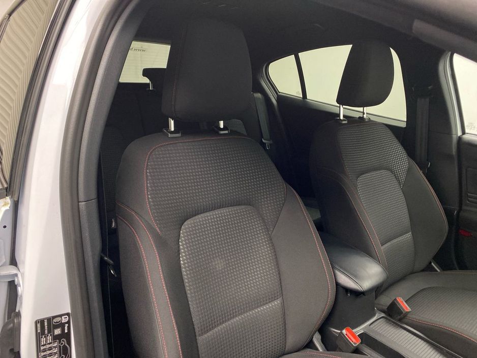 2024 Ford Focus - image 19