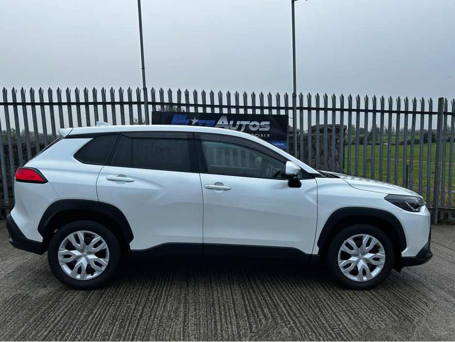 2022 Toyota Corolla Cross Self Charging Hybrid €29,995