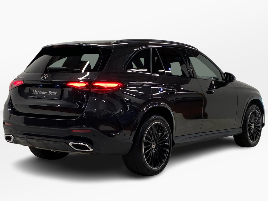 2025 Mercedes-Benz GLC Class - image 3