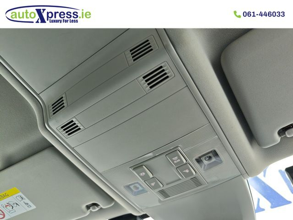 2019 Volkswagen Touran - image 32