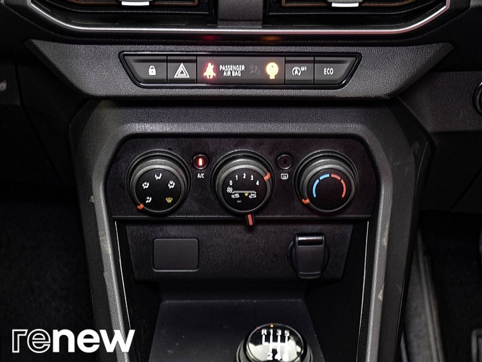 2025 Dacia Sandero Stepway Expression TCe 90 GSR2 €22,900