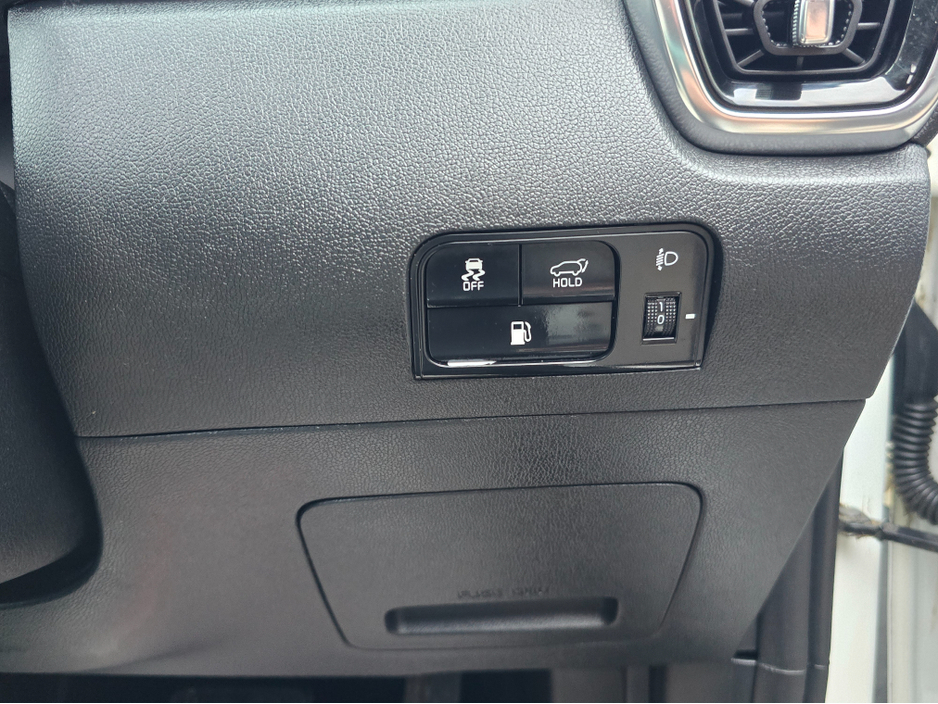 2022 Kia Sorento - image 18