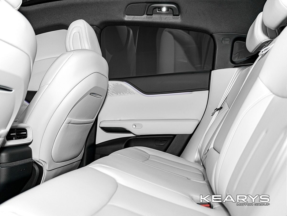 2026 Xpeng G6 - image 14