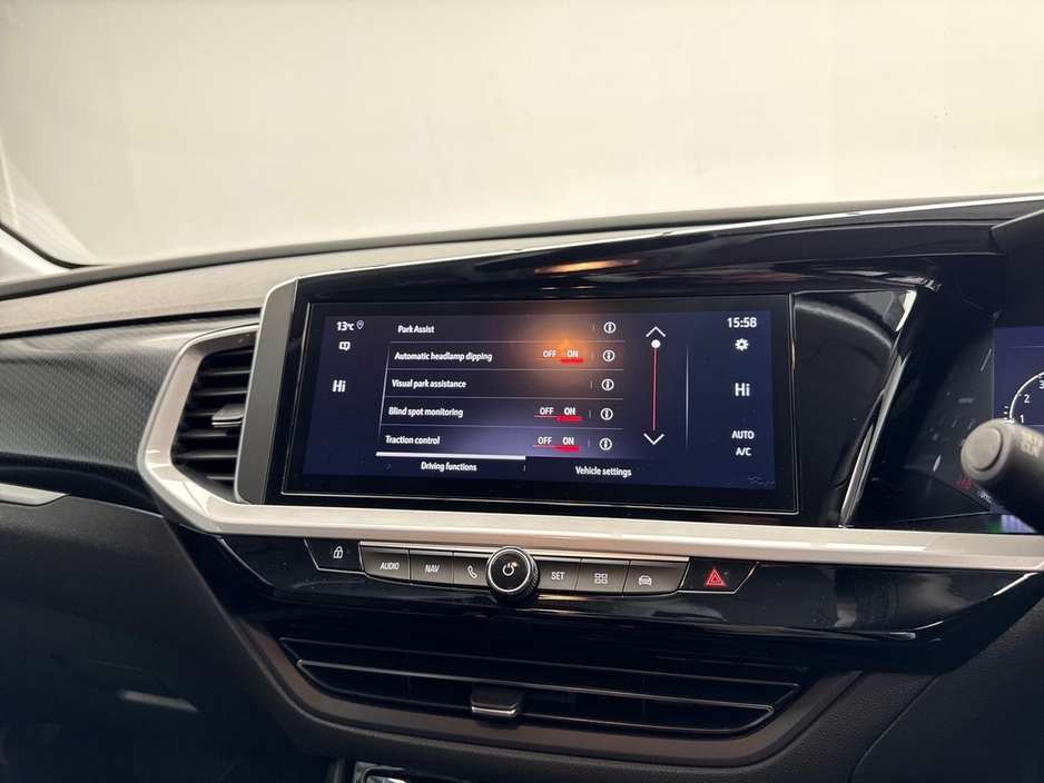 2024 Opel Grandland X - image 21