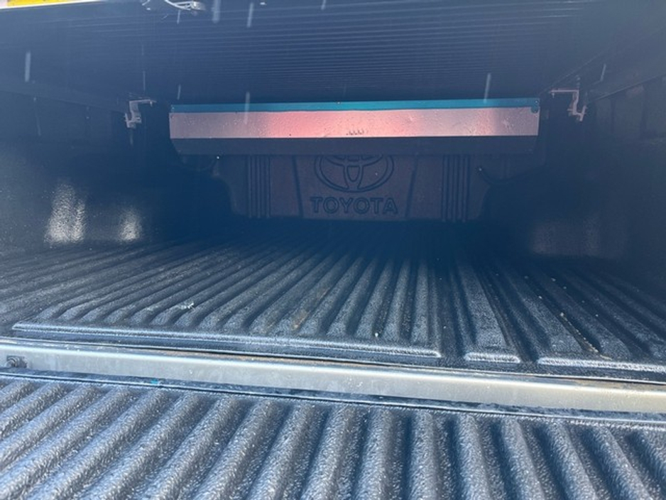 2024 Toyota Hilux 2.8 Invincible Auto (INC.VAT) €54,000