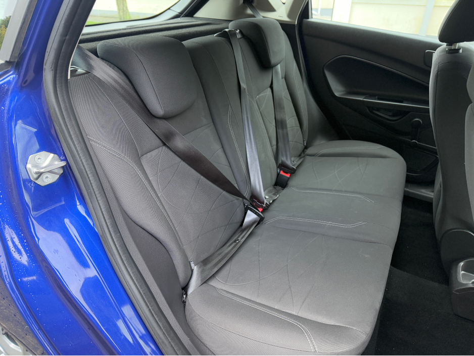 2015 Ford Fiesta ZETEC 1.0 PETROL NEW NCT €7,950