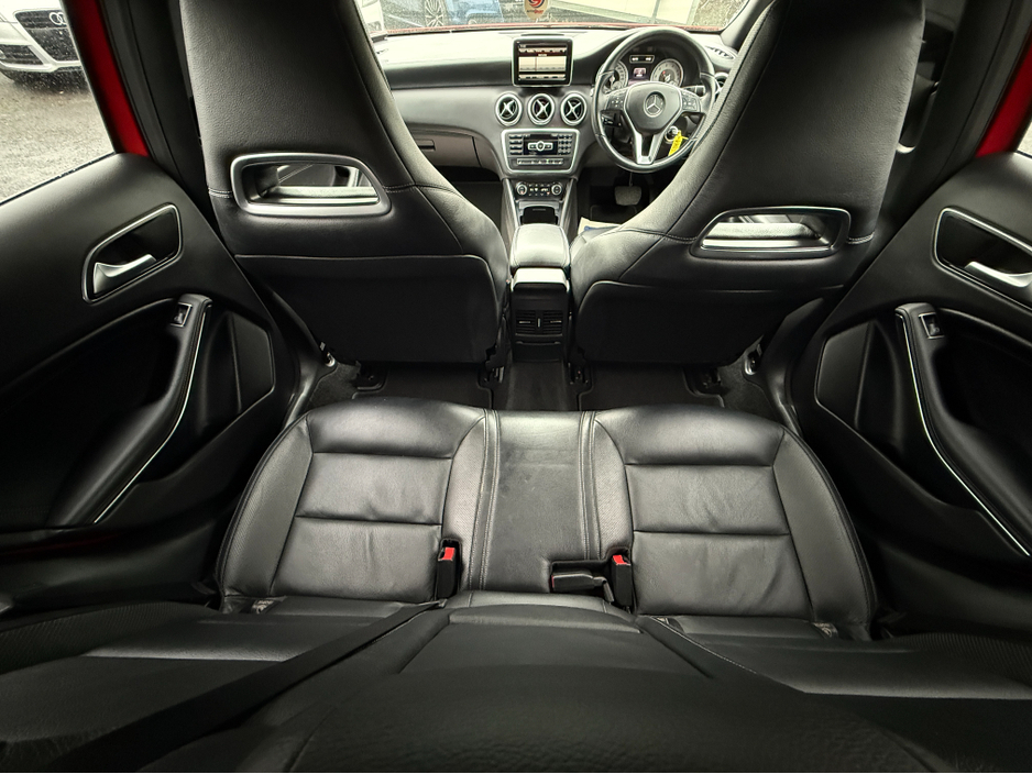 2015 Mercedes-Benz A Class - image 3