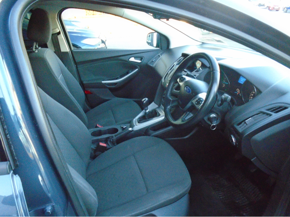 2014 Ford Focus - image 5