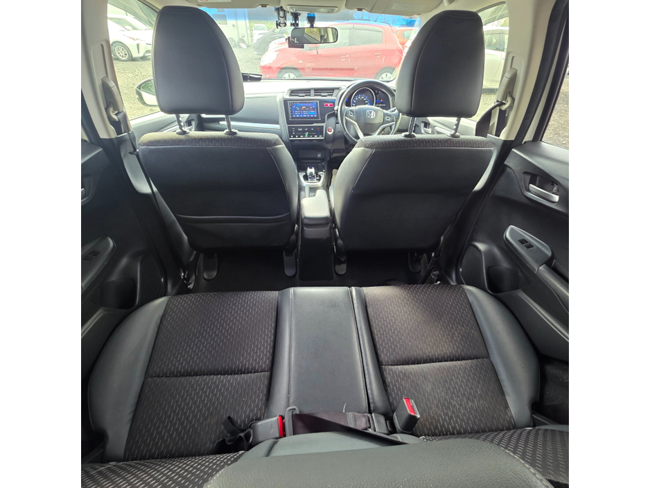 2014 Honda Fit - image 15