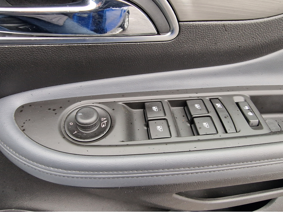 2016 Vauxhall Mokka - image 21