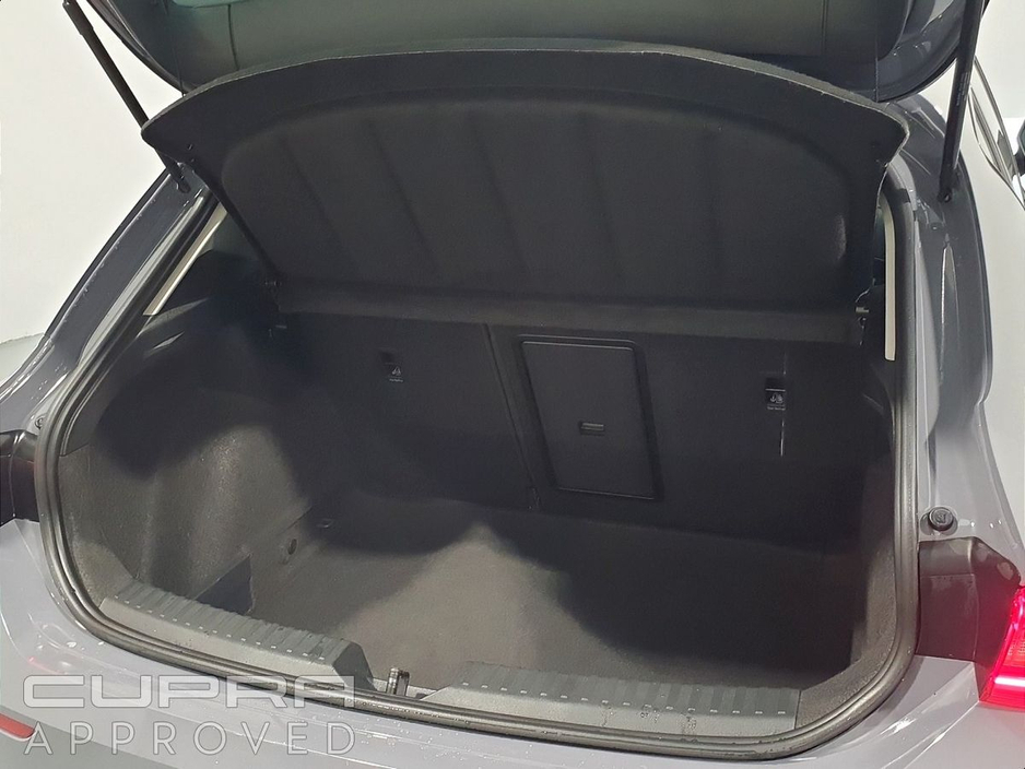 2024 Cupra Leon - image 12
