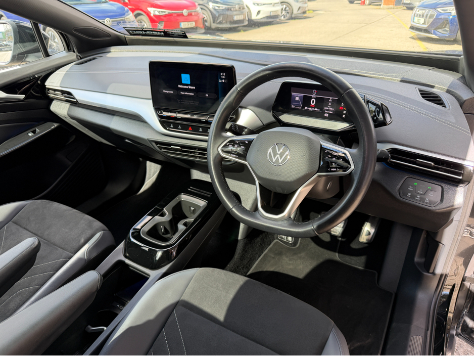 2023 Volkswagen ID.4 - image 9
