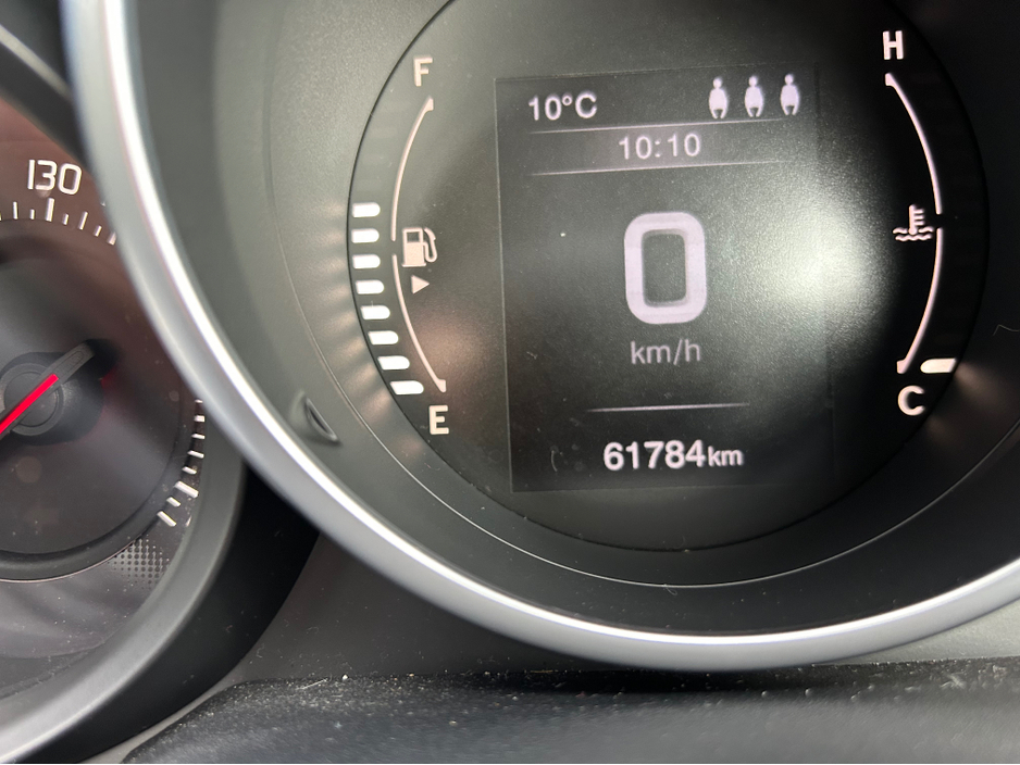 2015 Fiat 500X - image 9