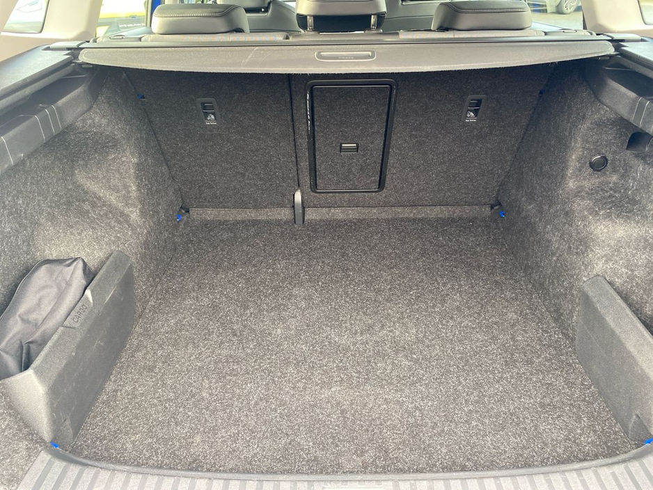 2023 Skoda Enyaq - image 18