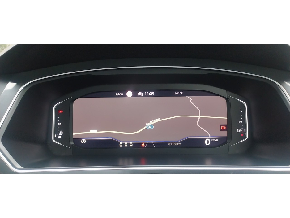 2023 Volkswagen Tiguan - image 12