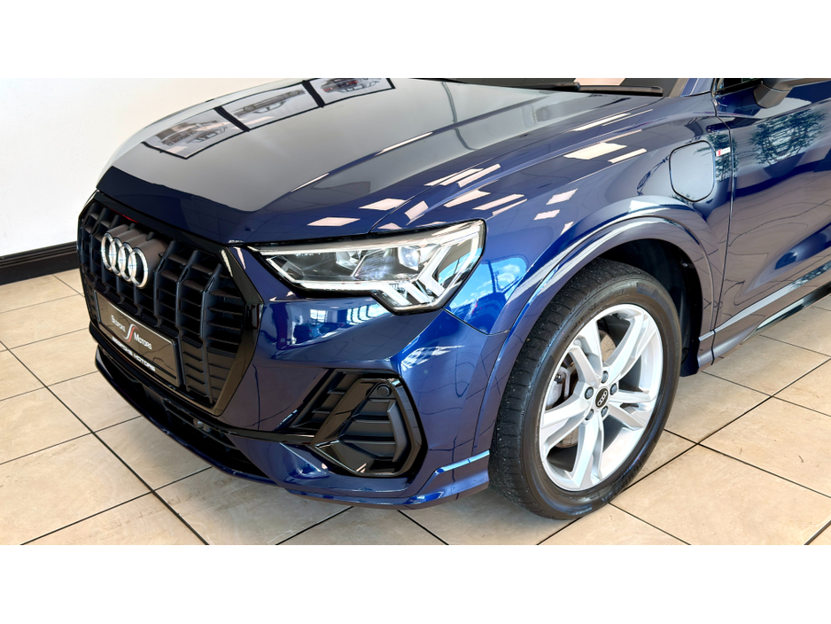 2023 Audi Q3 - image 7