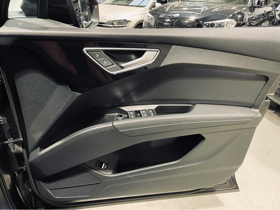 2024 Audi Q4 e-tron - image 21