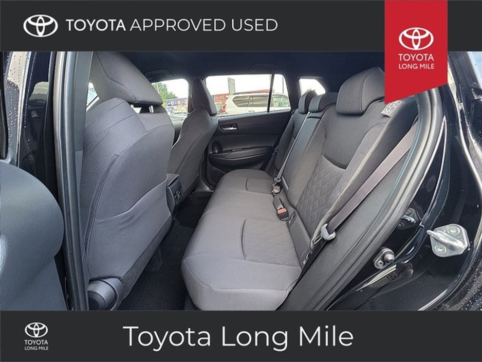 2023 Toyota Corolla Cross 1.8 Hybrid Sport 5dr €33,949