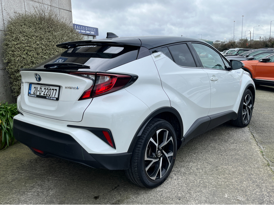 2021 Toyota C-HR - image 4
