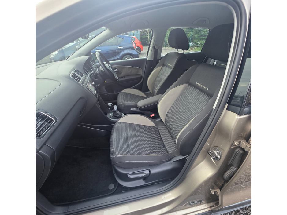 2016 Volkswagen Polo 1.2 TSI 5DR 90HP Comfortline DSG €10,950