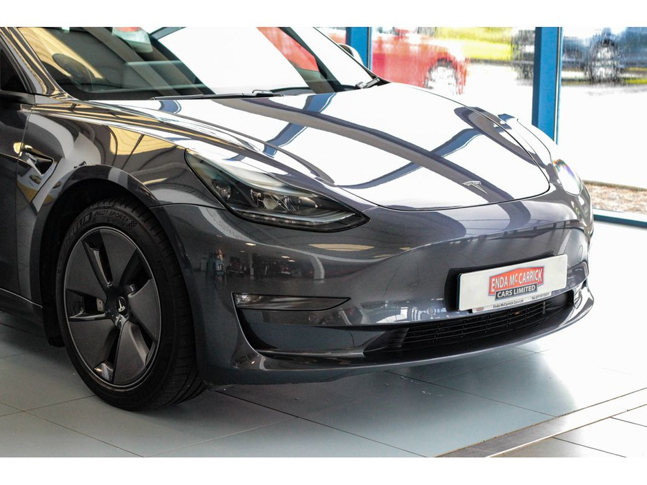 2022 Tesla Model 3 Long Range AWD €28,899