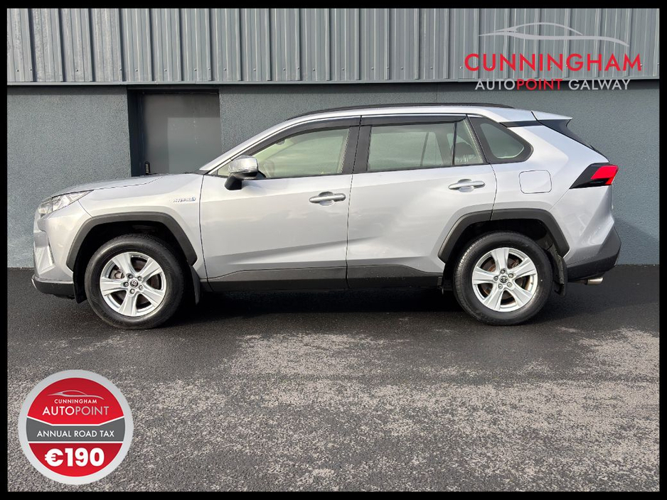 2020 Toyota Rav4 - image 4