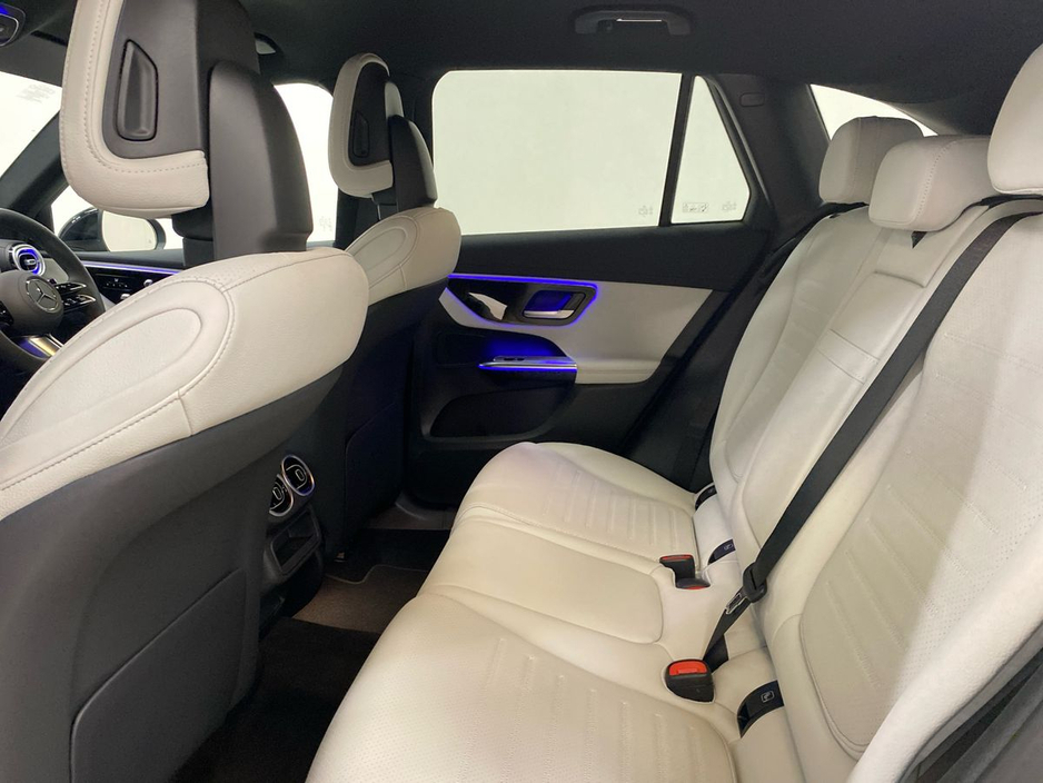 2026 Mercedes-Benz GLC Class - image 4