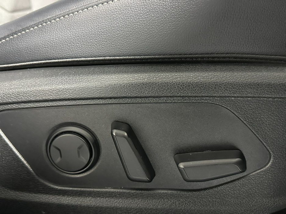 2023 Kia Sportage - image 26