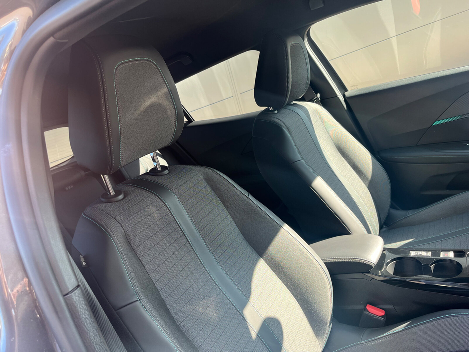 2023 Peugeot 2008 1.2 Puretech 130bhp Auto Allure €27,900