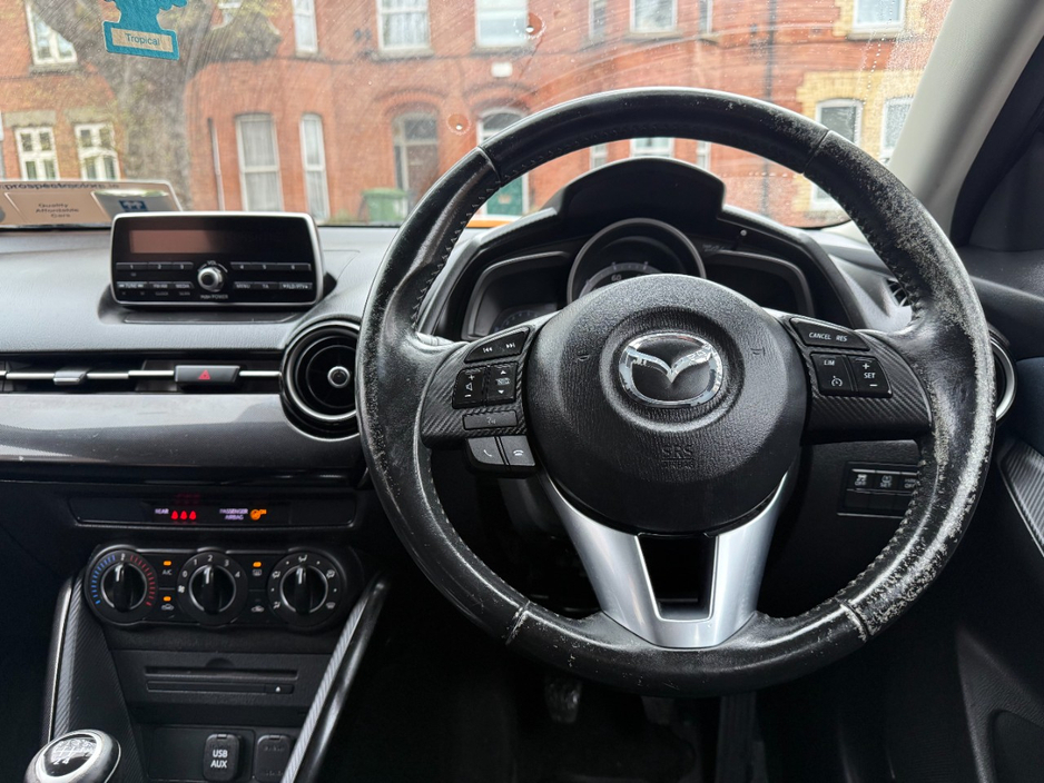 2015 Mazda Mazda2 - image 13