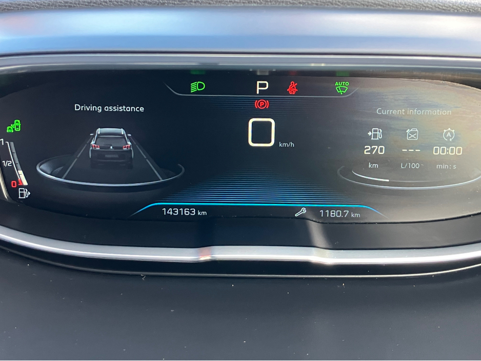 2019 Peugeot 5008 - image 12