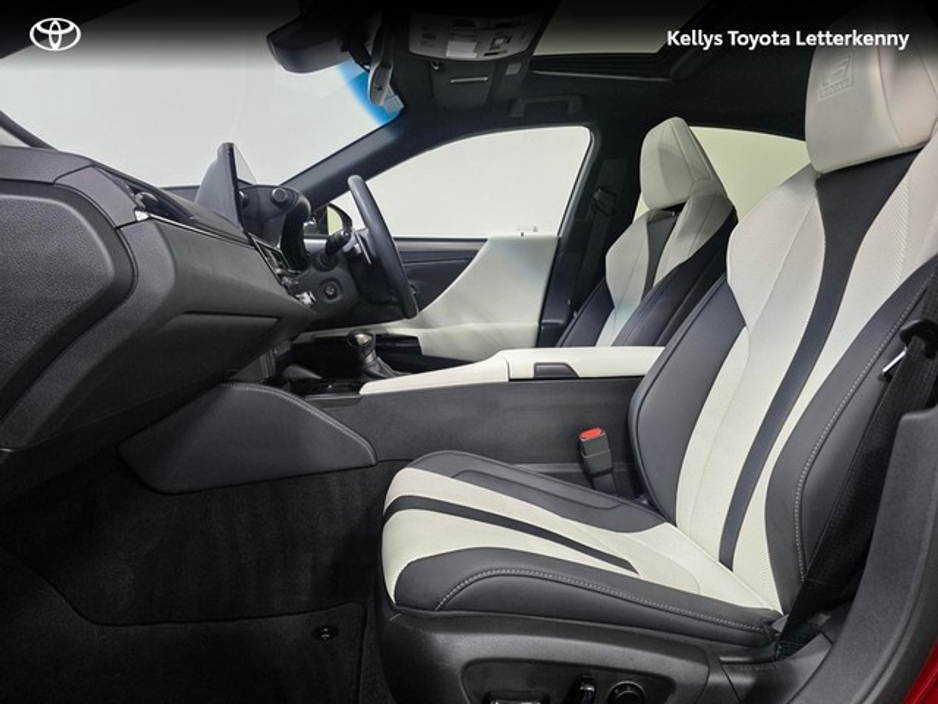 2024 Lexus ES 300 H - image 6