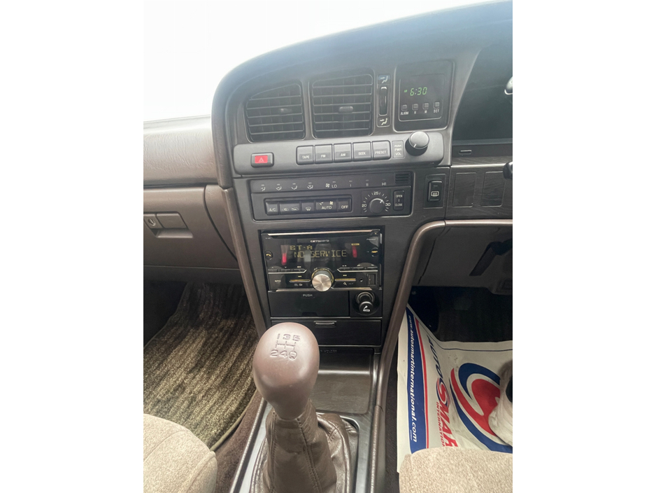 1991 Toyota Mark II - image 12